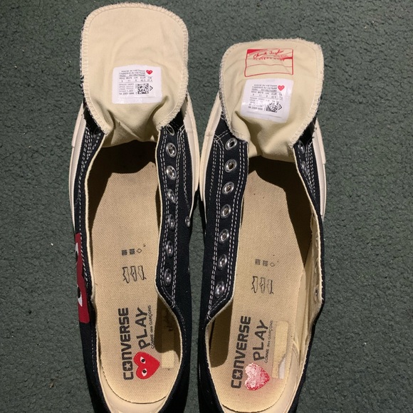 Converses - Picture 7 of 7